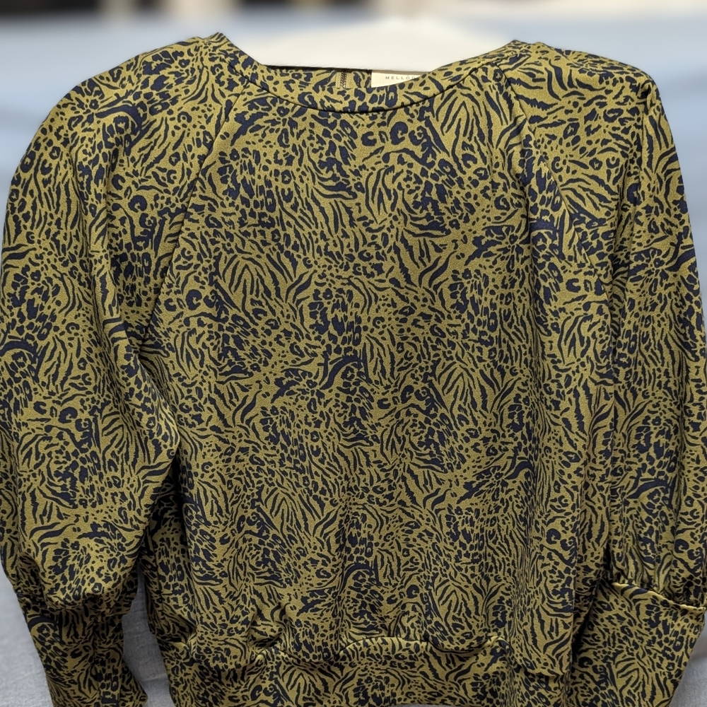 MELLODAY Animal Print Top